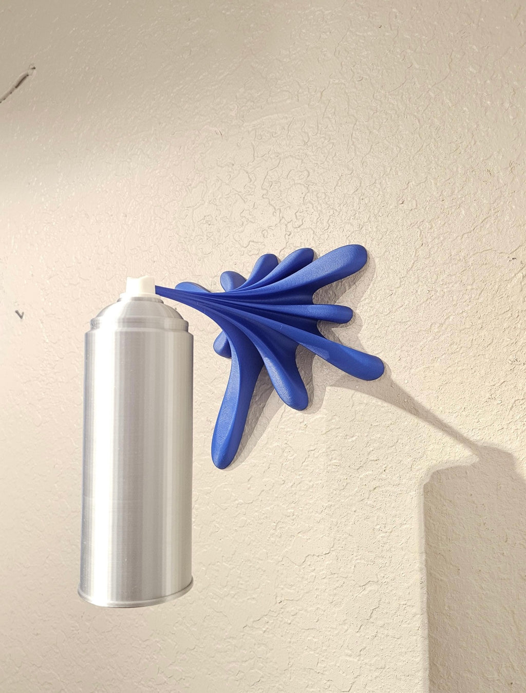 3D Printed Spray Can Spraying Splatter